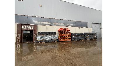 Lote estanterías industriales.