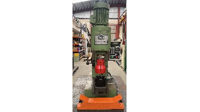 Remachadora Radial AGME R.R 1-12.