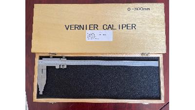 Calibre tornero ALCA. 300 mm.