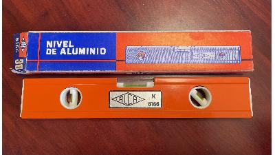 Nivel ALCA Mod. 6166. 30 cm.