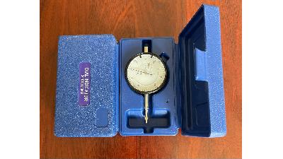 Reloj comparador centesimal ALCA.