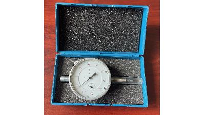 Reloj comparador milesimal ALCA.