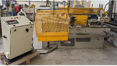 Torno copiador CALPE HE-1300.