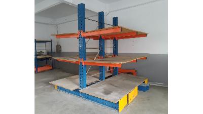Estantería Cantilerver MECALUX. 